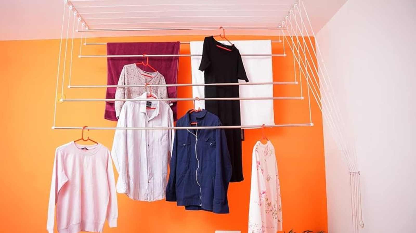 Ceiling mounted cloth drying rack